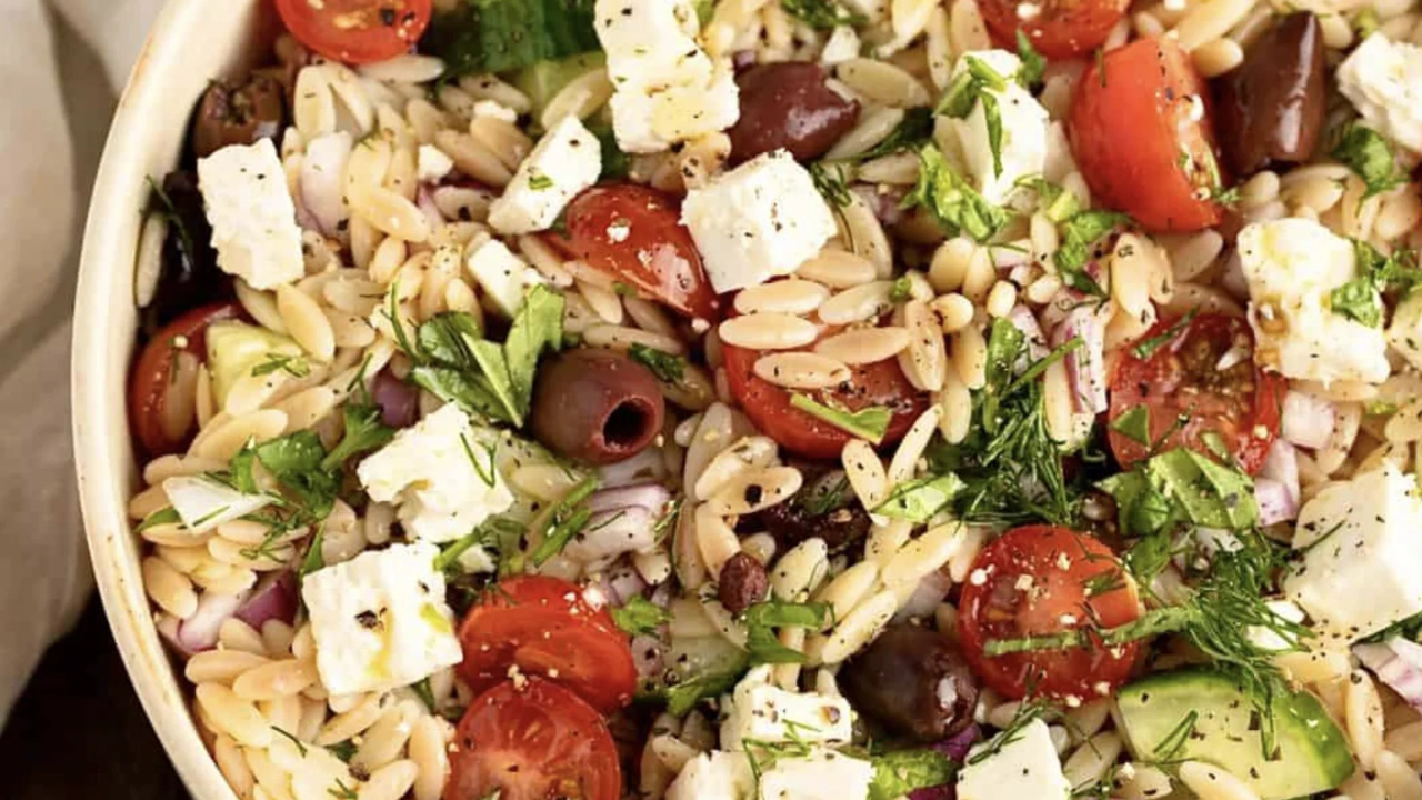 Delicious And Yummy Greek Orzo Salad You Should Try