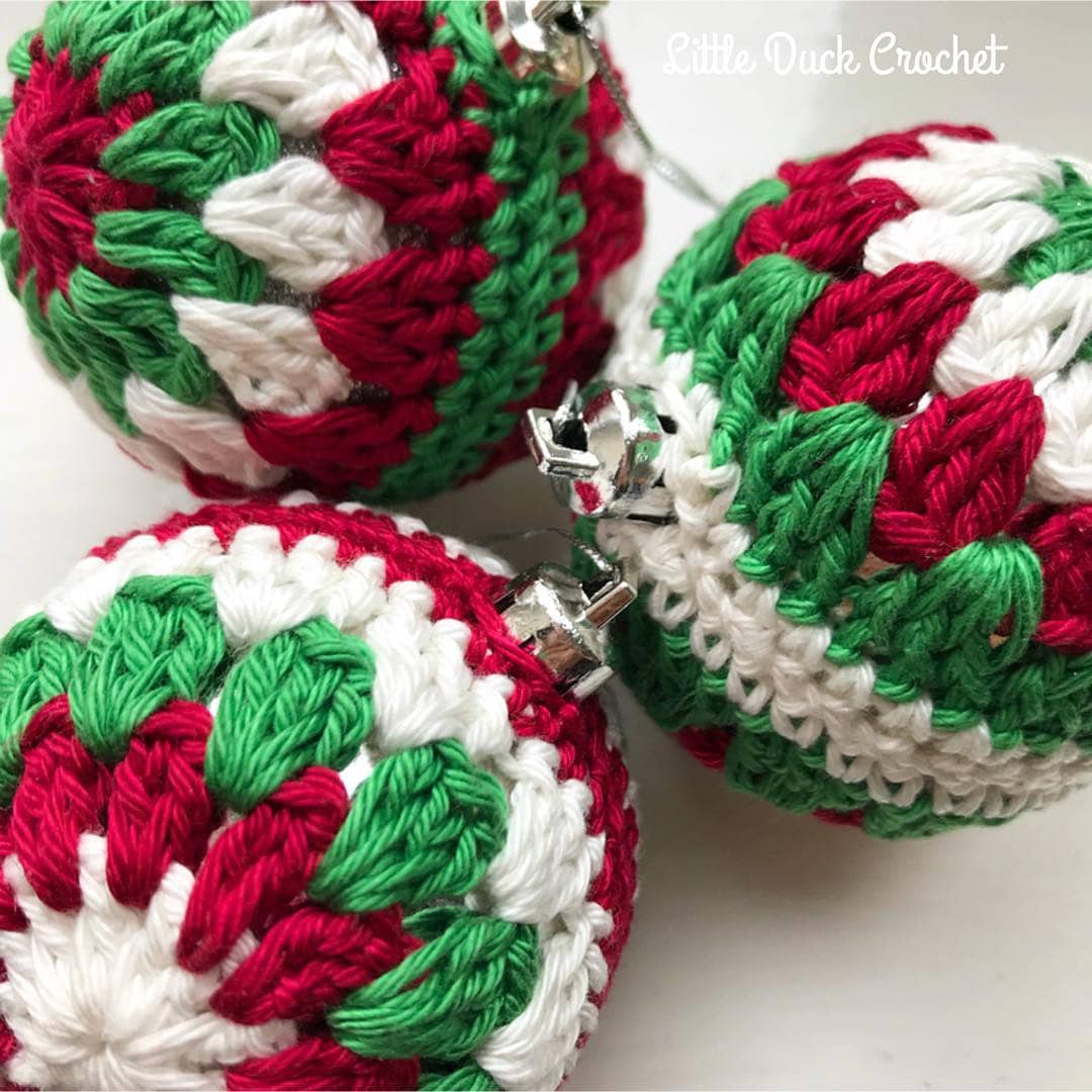 17 Beautiful Christmas Crochet Baubles Ideas - The Creatives Hour