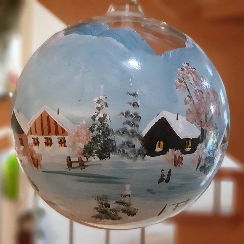 Christmas Hand Painted Baubles Idea18 1024x1024 