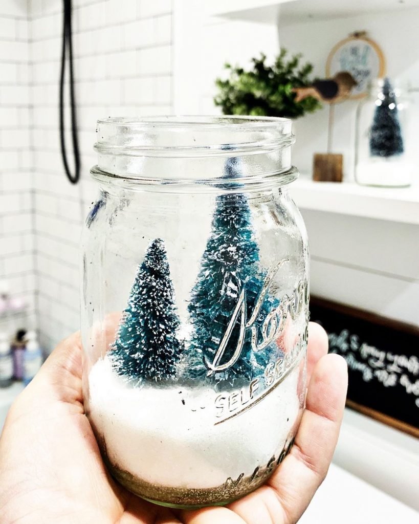 Christmas in a Jar Idea