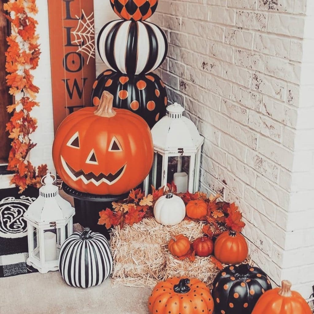 18 Halloween Pumpkin Home Decor Ideas For A Spooky Celebration