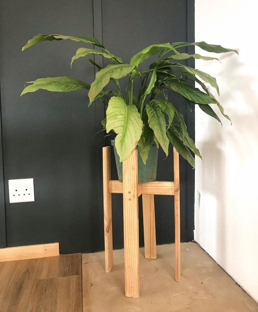 DIY Plant Stand 20