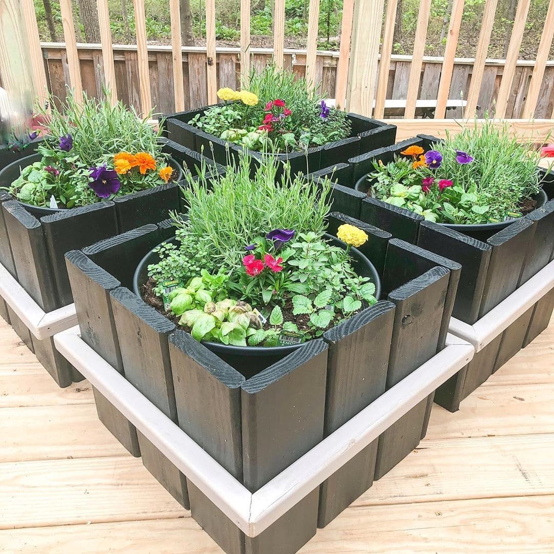 28 Beautiful & Unique DIY Planter Box Ideas