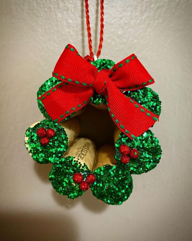 Wine Cork Crafts Christmas Decorations 7