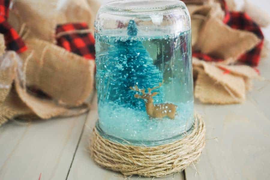 Snow globe mason jar crafts for kids
