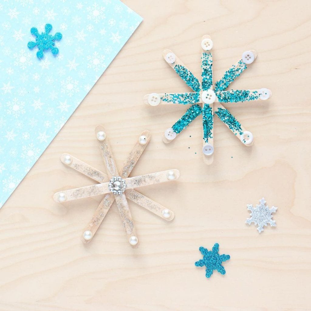 Snowflake Popsicle stick christmas crafts