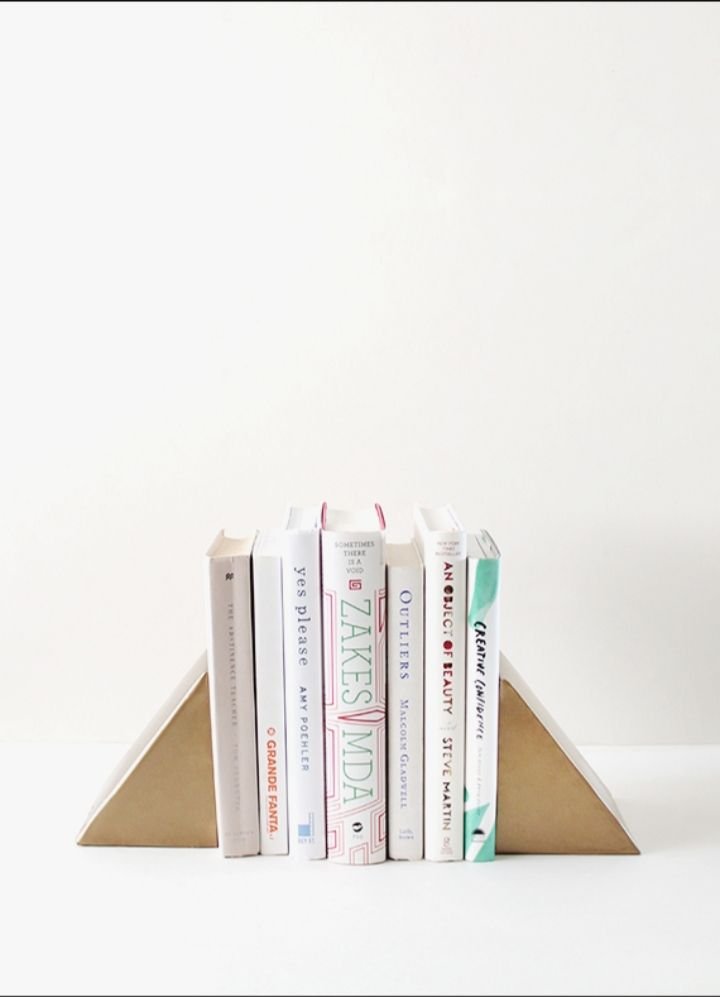 Diy-triangle-bookends