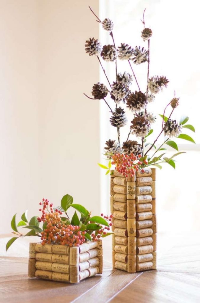 Wine-Cork-Crafts-Vase-for-Flowers