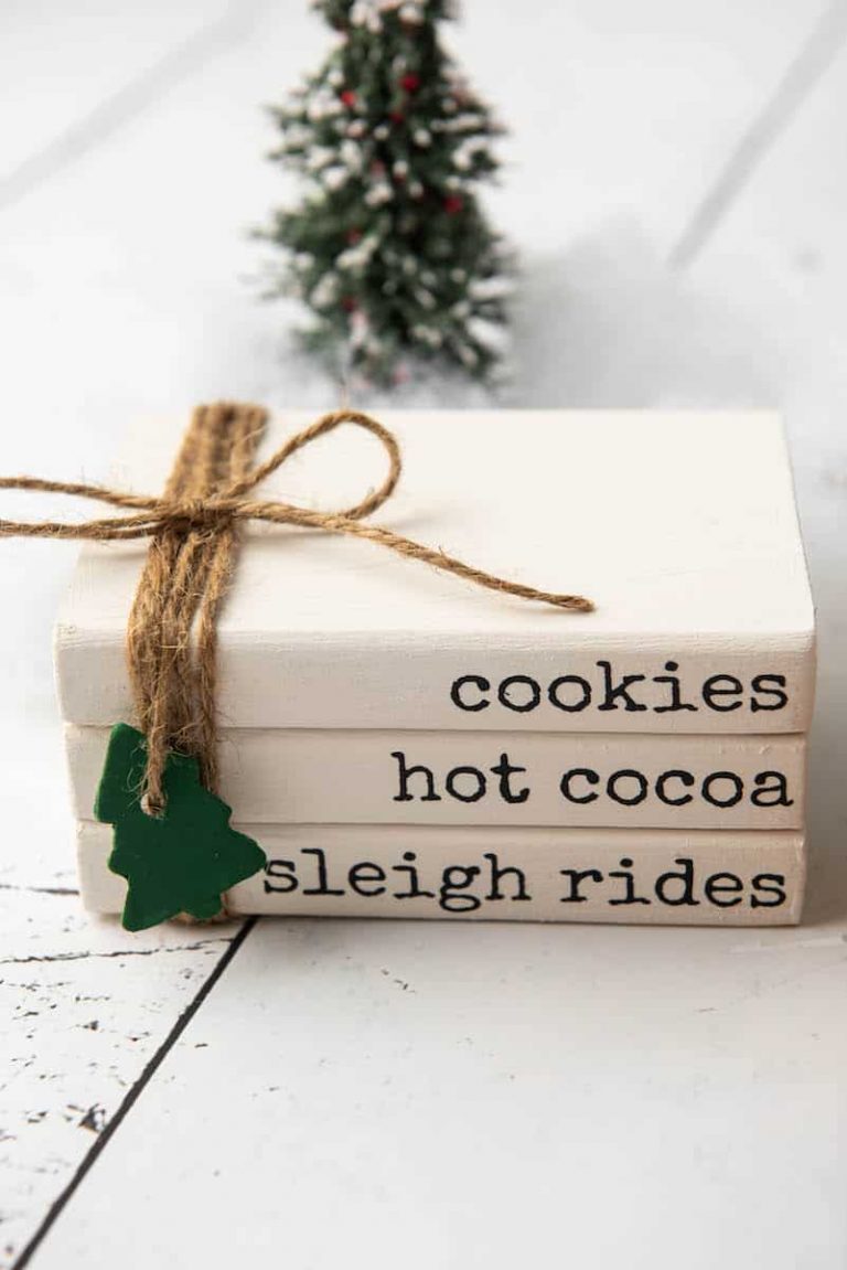 40 Easy DIY Wood Gifts Ideas For All Ages & Occasions