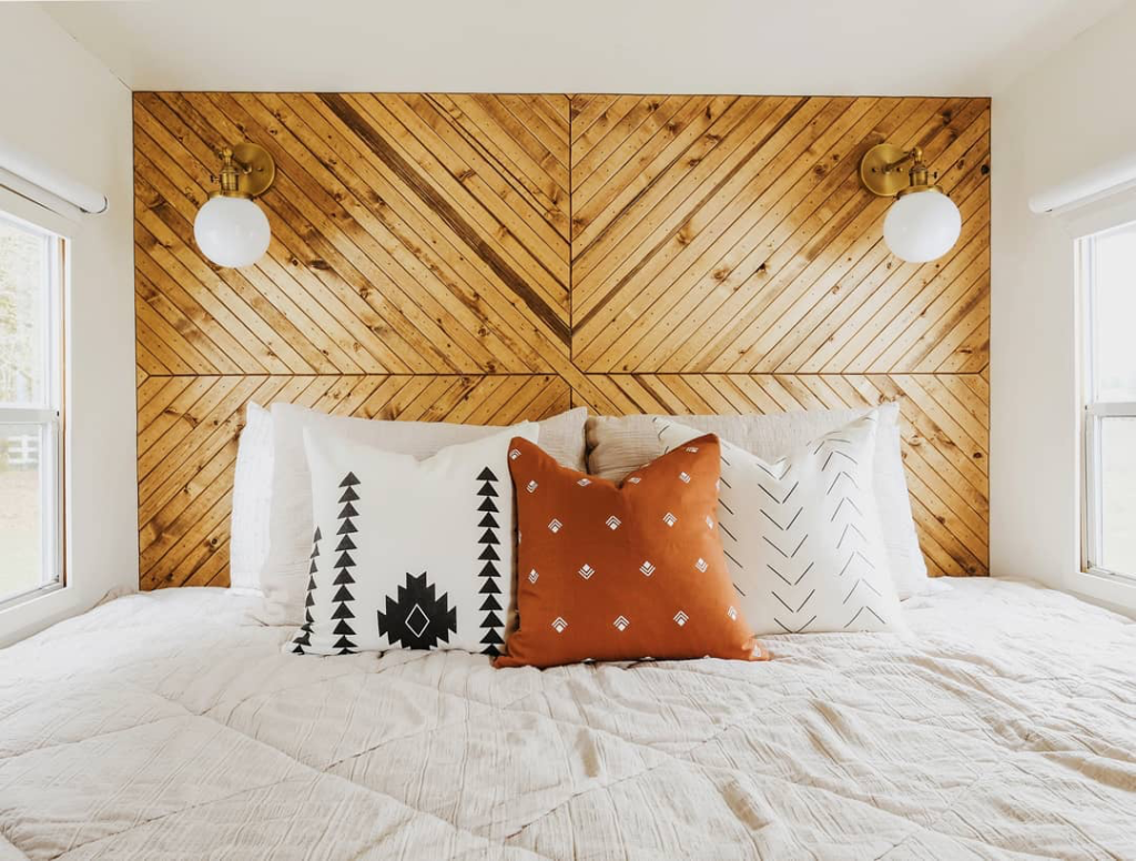 62 Spectacular & Unique Wood Accent Wall Ideas