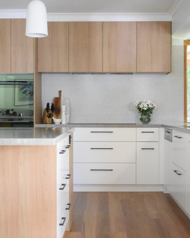 50 Fantastic U-Shaped Kitchen Ideas For Your Home