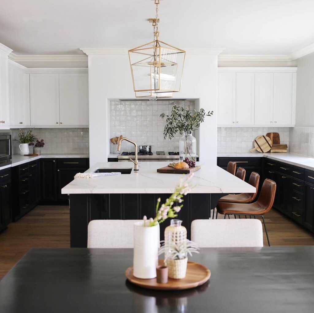 35 Luxury White And Gold Kitchen Ideas