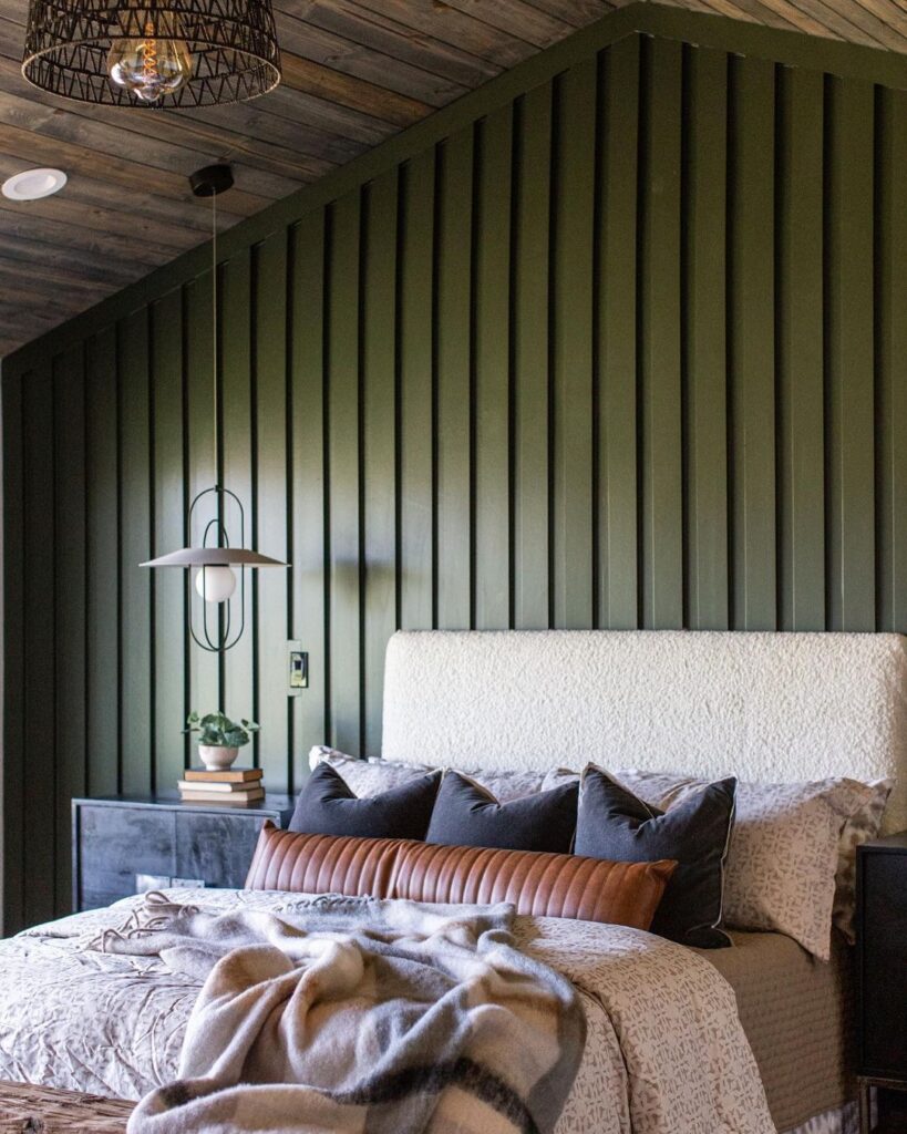 30 Amazing Dark Green Accent Wall Ideas For A Modern Look