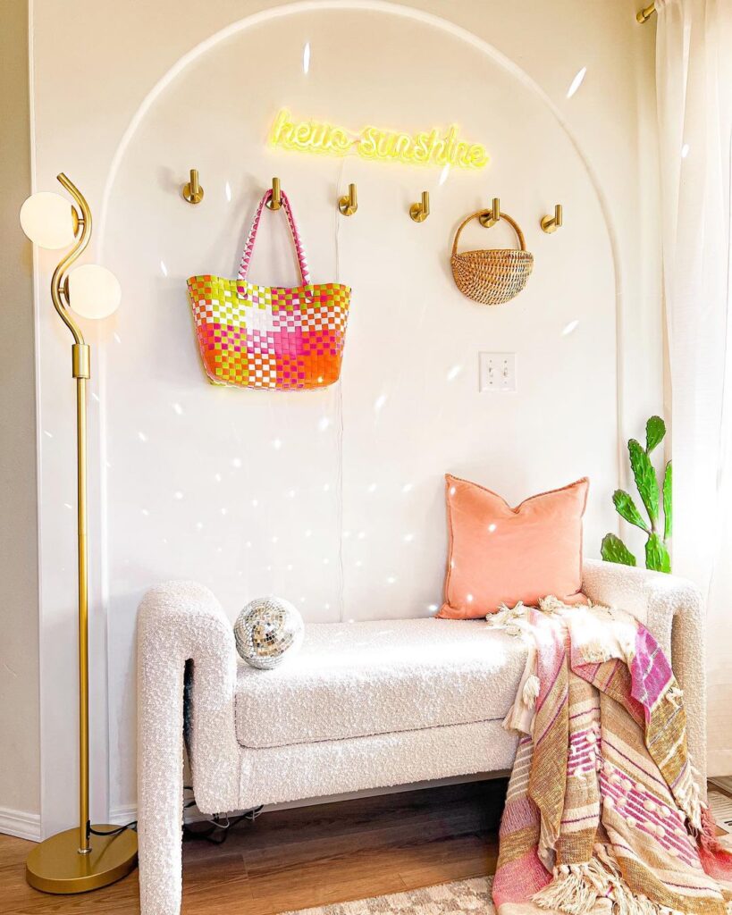 30 Entryway Wall Ideas For Your Amazing Entrance