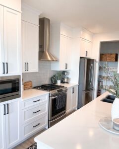 40 Amazing White Cabinets Black Hardware Ideas For A Modern Kitchen