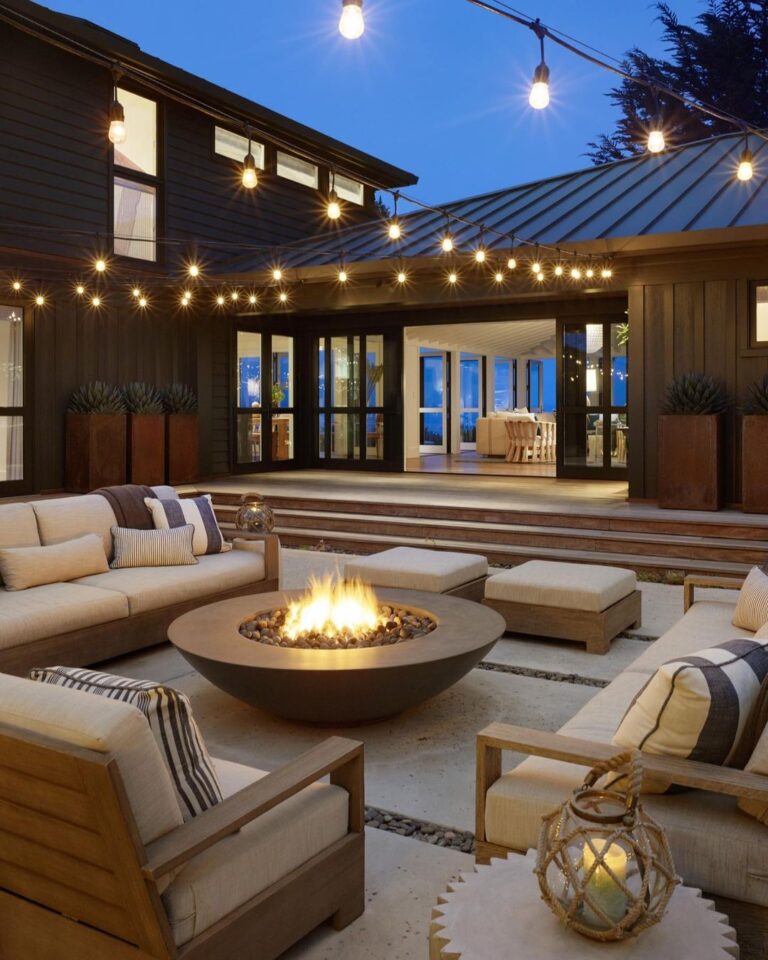 35 Brilliant Backyard Fire Pit Ideas For Perfect Summers