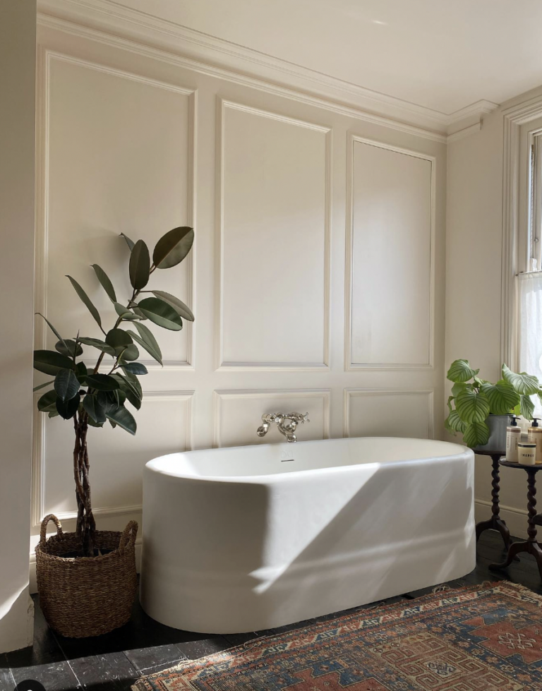 30 Board and Batten Bathroom Designs to Elevate Your Space