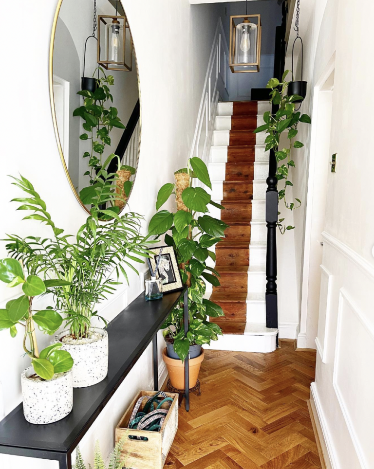 30 Beautiful Narrow Hallway Decor Ideas You Should Try