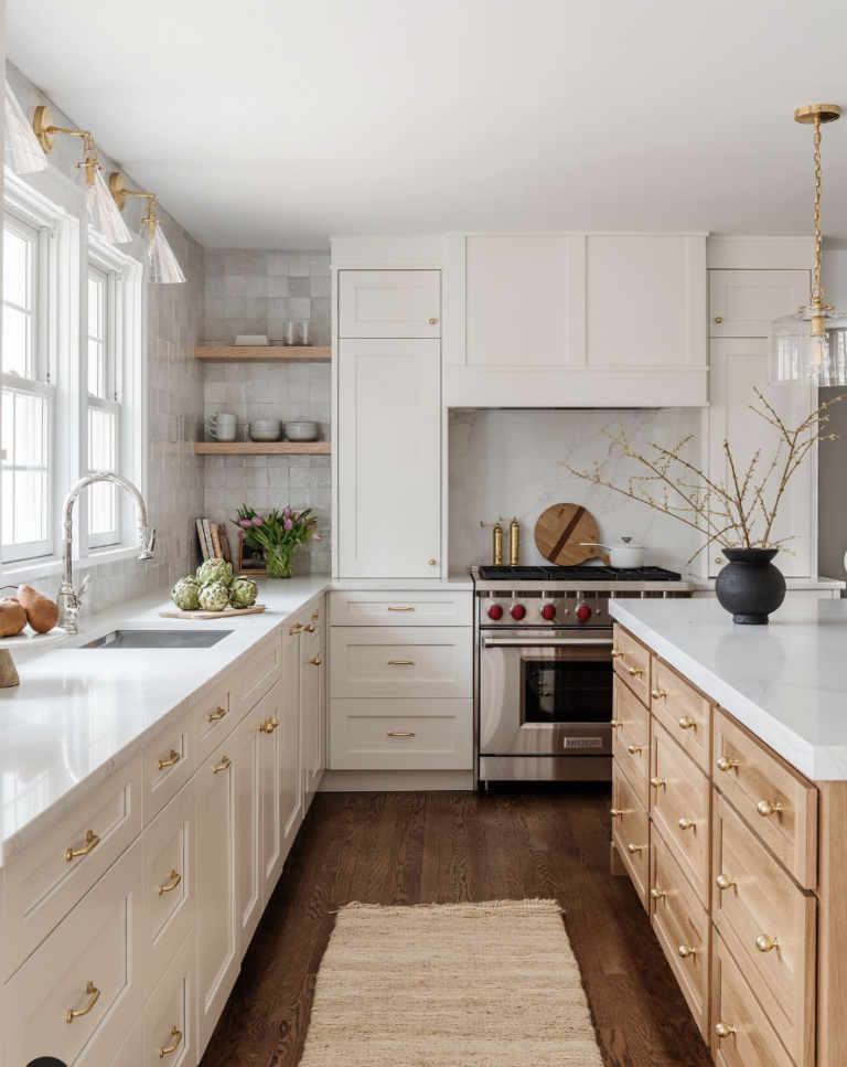 35 Gorgeous White Kitchen With Wood Island Ideas You'll Love