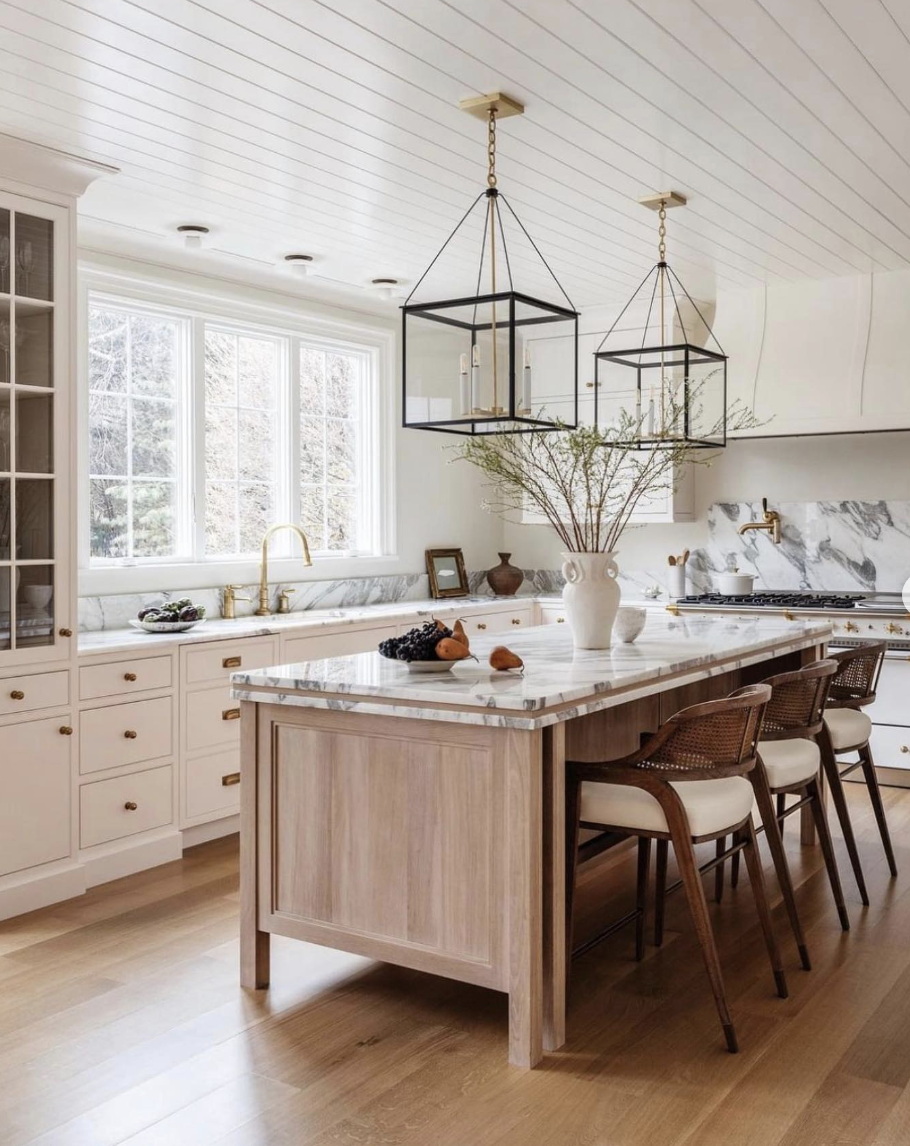 35 Gorgeous White Kitchen With Wood Island Ideas You'll Love