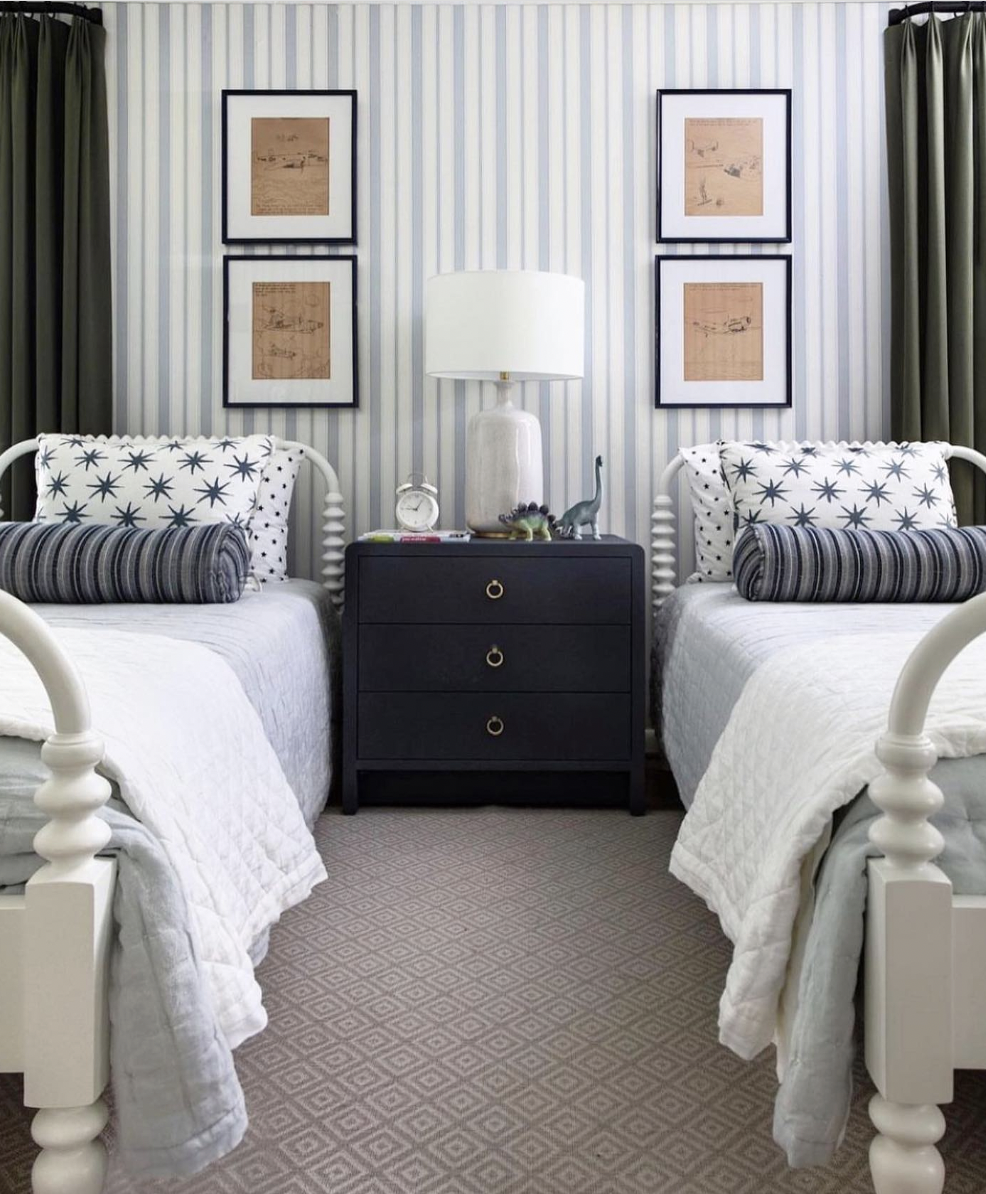 20 Best Arrangements For 2 Beds In One Small Room