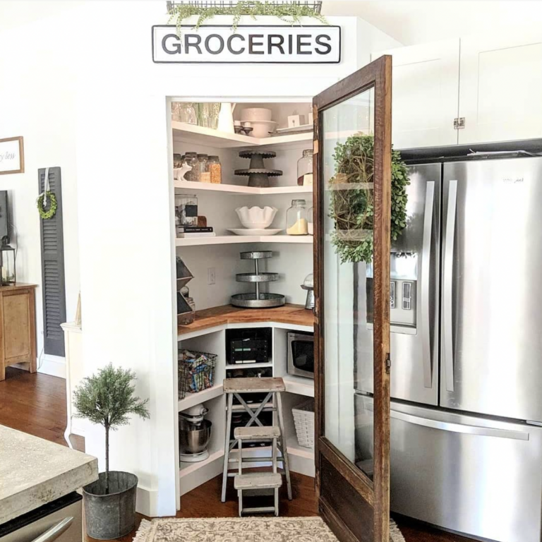 35 Amazing Corner Pantry Ideas For Easy Access