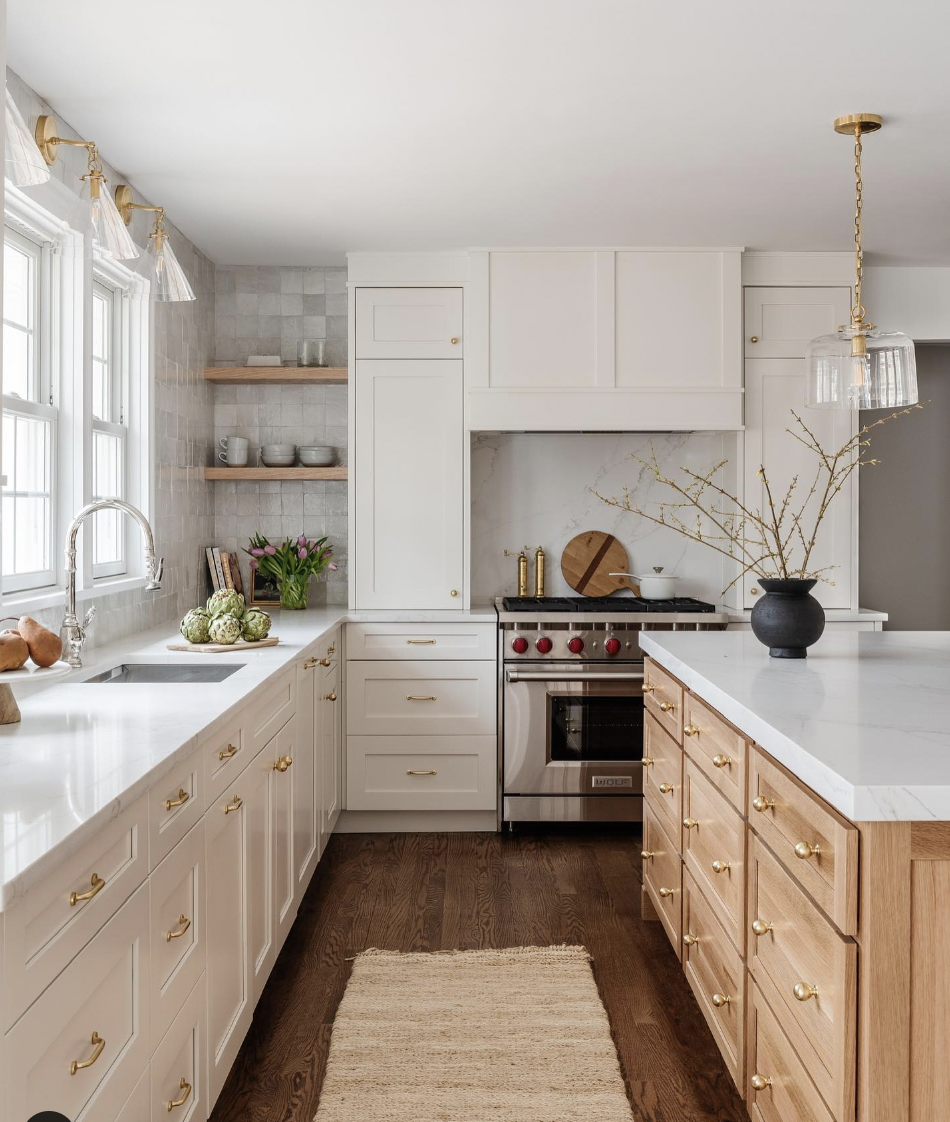 35 Over The Kitchen Sink Lighting Ideas To Transform Your Space