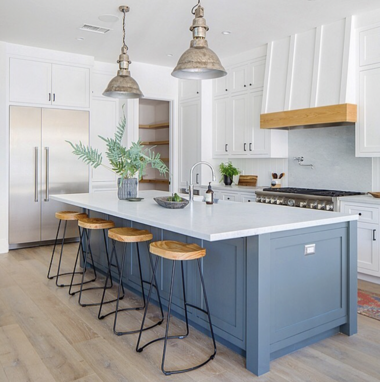 35 Beautiful White Kitchen With Blue Island Ideas You Will Love