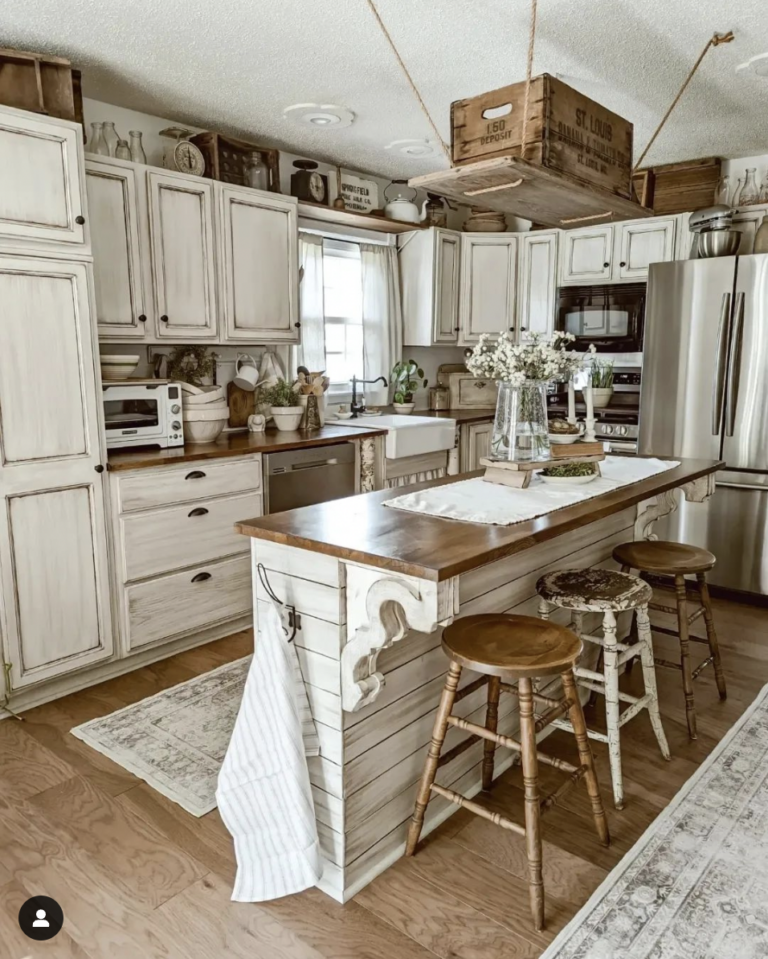 35 Beautiful Farmhouse Butcher Block Island Ideas