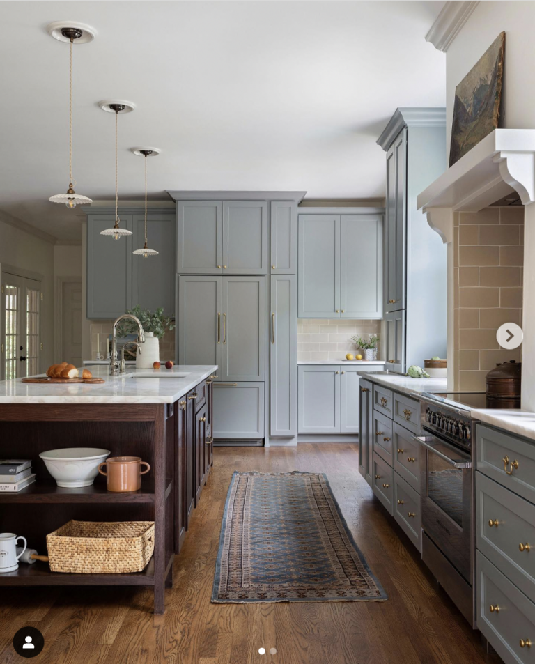 35 Gorgeous Floor to Ceiling Cabinets For Smart Storage