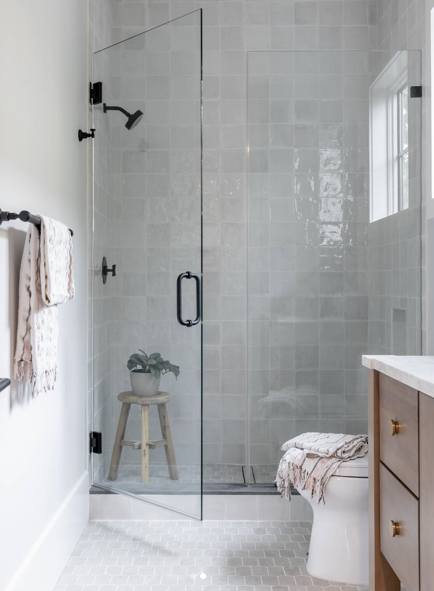 35 Beautiful Shower Curb Ideas For A Functional Bathroom