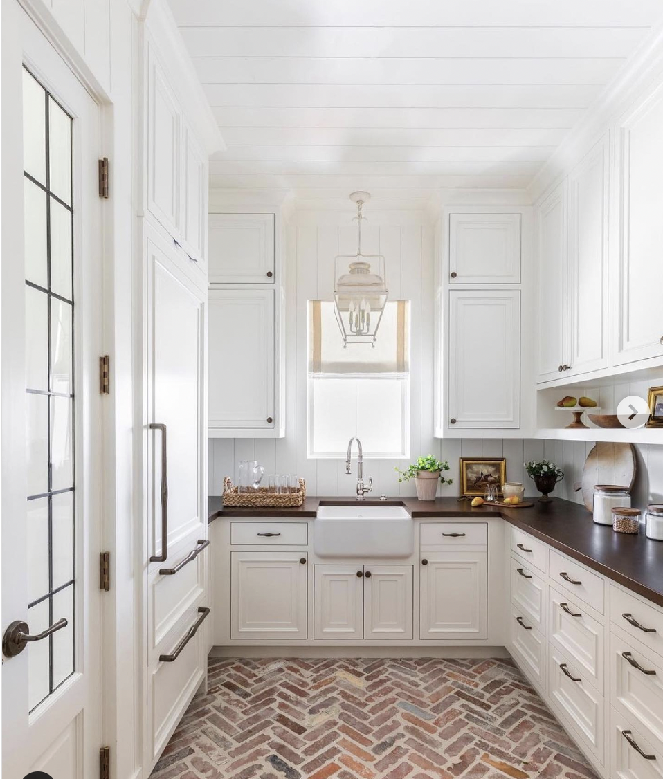 24 Beige Kitchen Cabinets That Are The New White