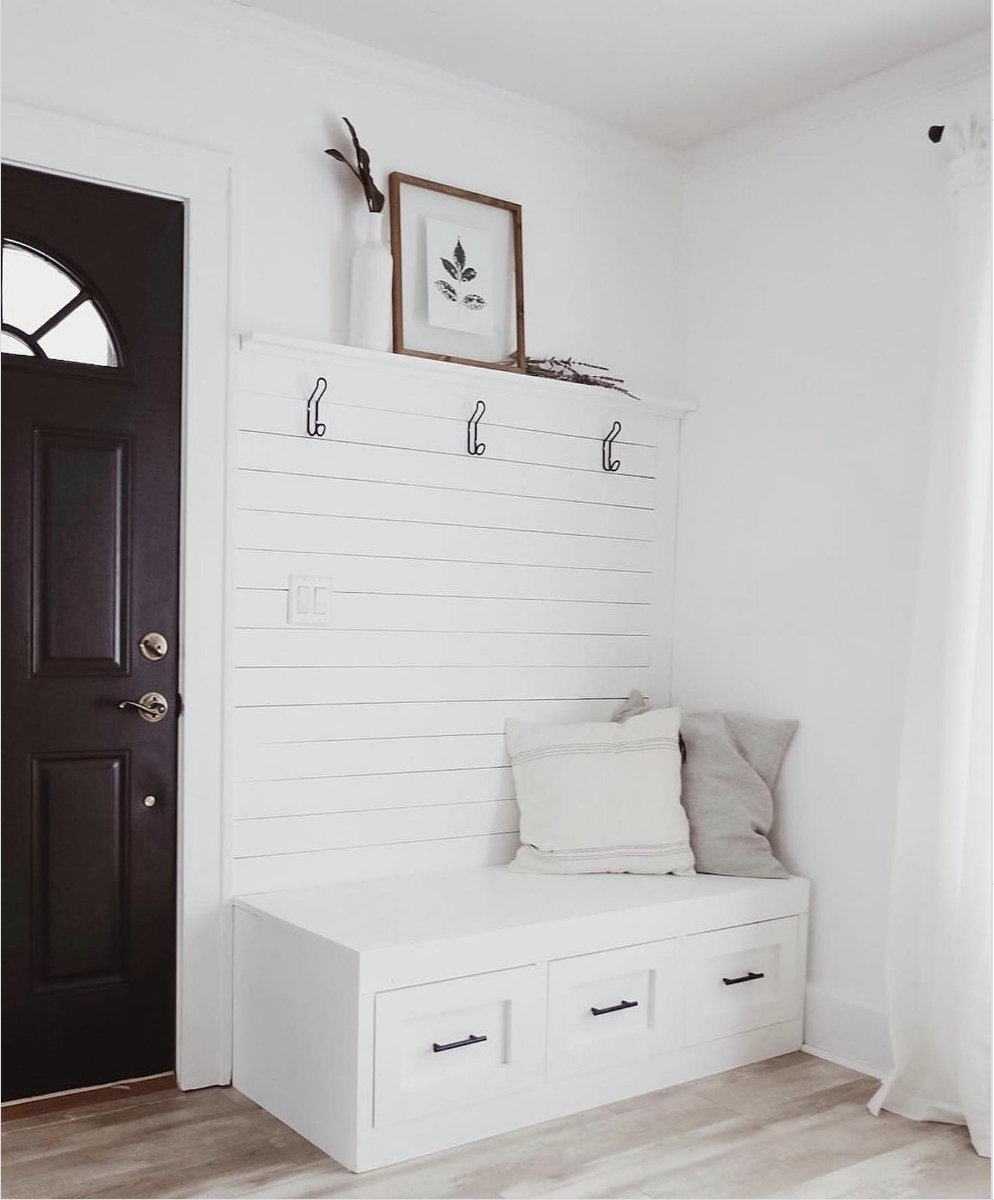 30 Mudroom Bench With Storage ideas For A Clutter-Free Room