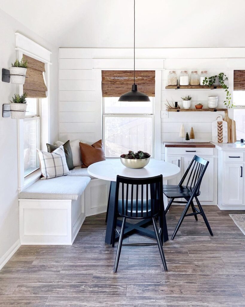 Bench Seating Kitchen Nook With Round Table