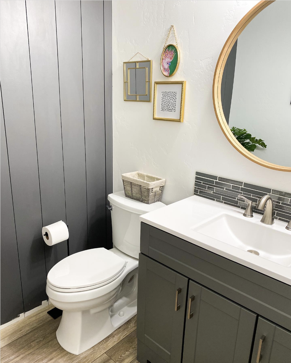 35 Beautiful Shiplap Bathroom Accent Wall Ideas