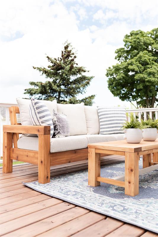 Deck Delight Sectional