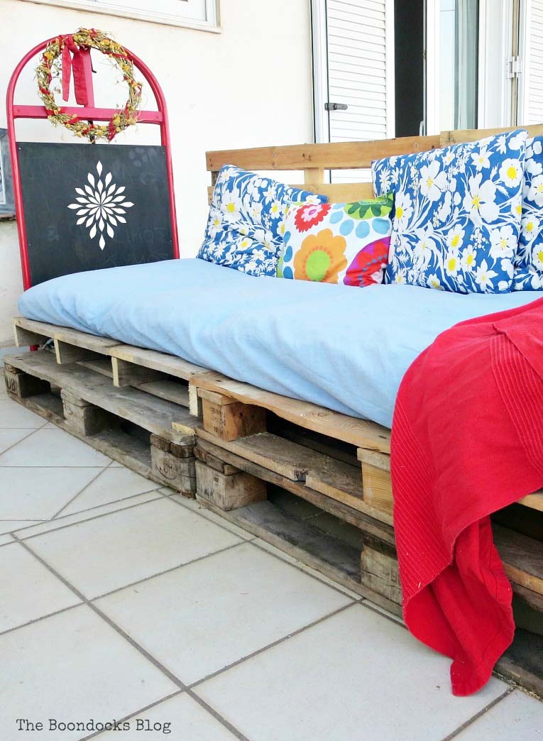 Upcycled Pallet Couch