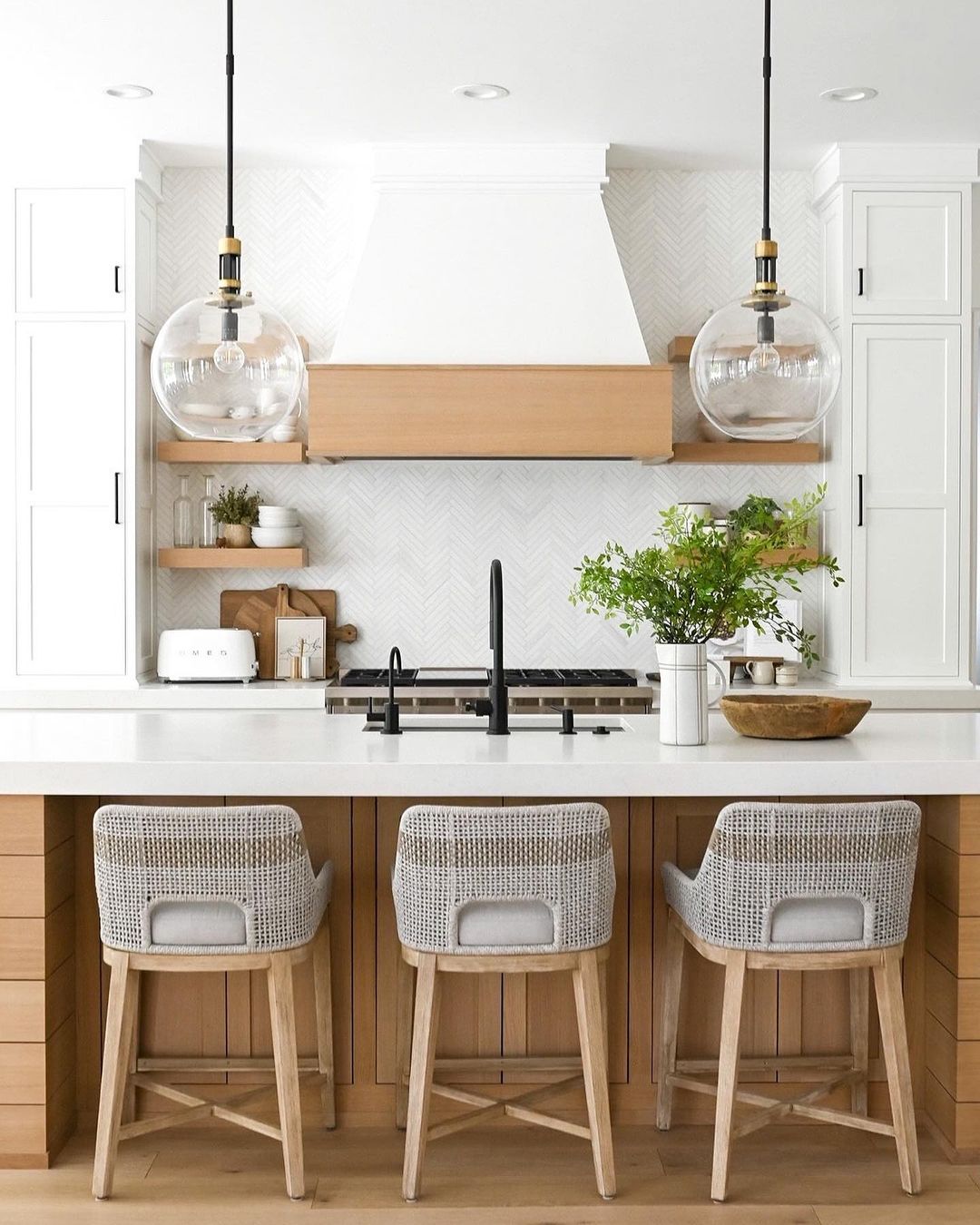 Industrial Chic: Clear Glass Pendants