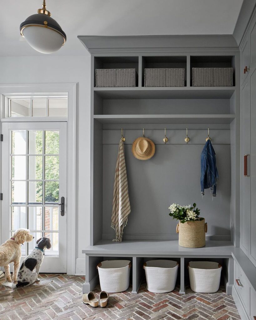 30 Beautiful Mudroom Built In Storage Ideas You Need To Try