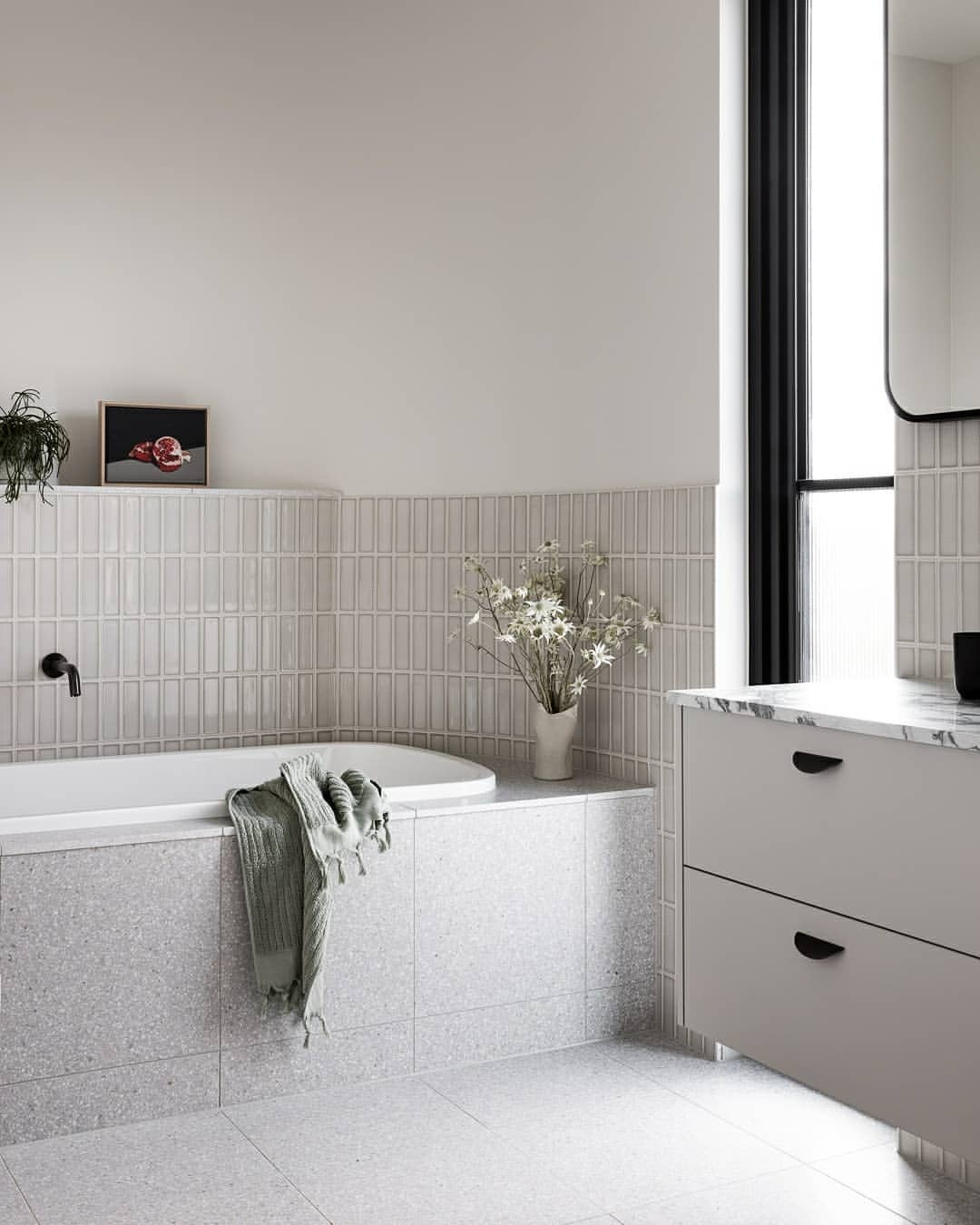 Modern Monochrome Ledge For Tile Bathroom