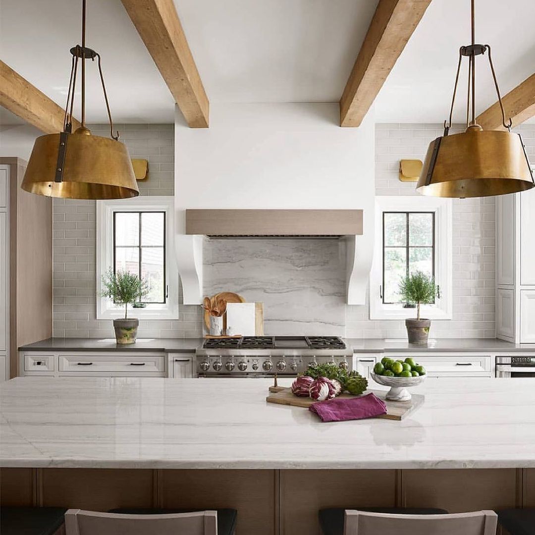  Culinary Chic with Parallel Beams