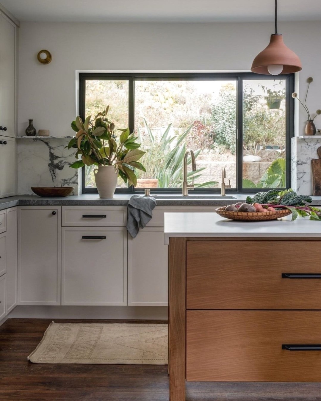 Earthy Modernism: Shaker Cabinets with Natural Wood Accents