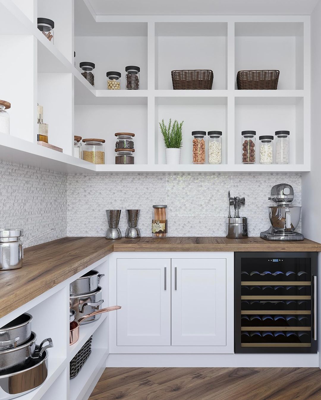 Modern Pantry Perfection: Shaker Cabinets with Sleek Organisation