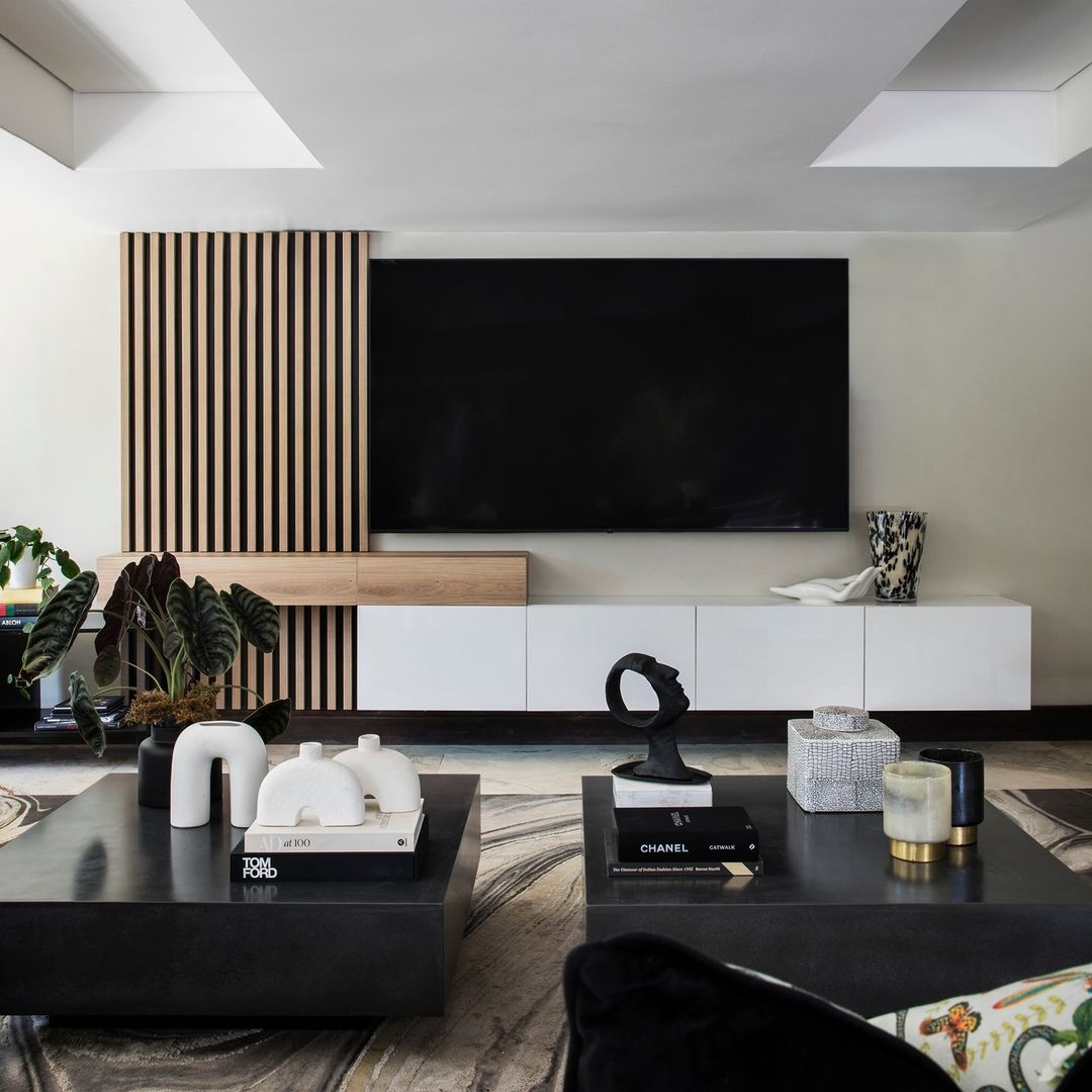 Minimalist Modern with Artistic Touches