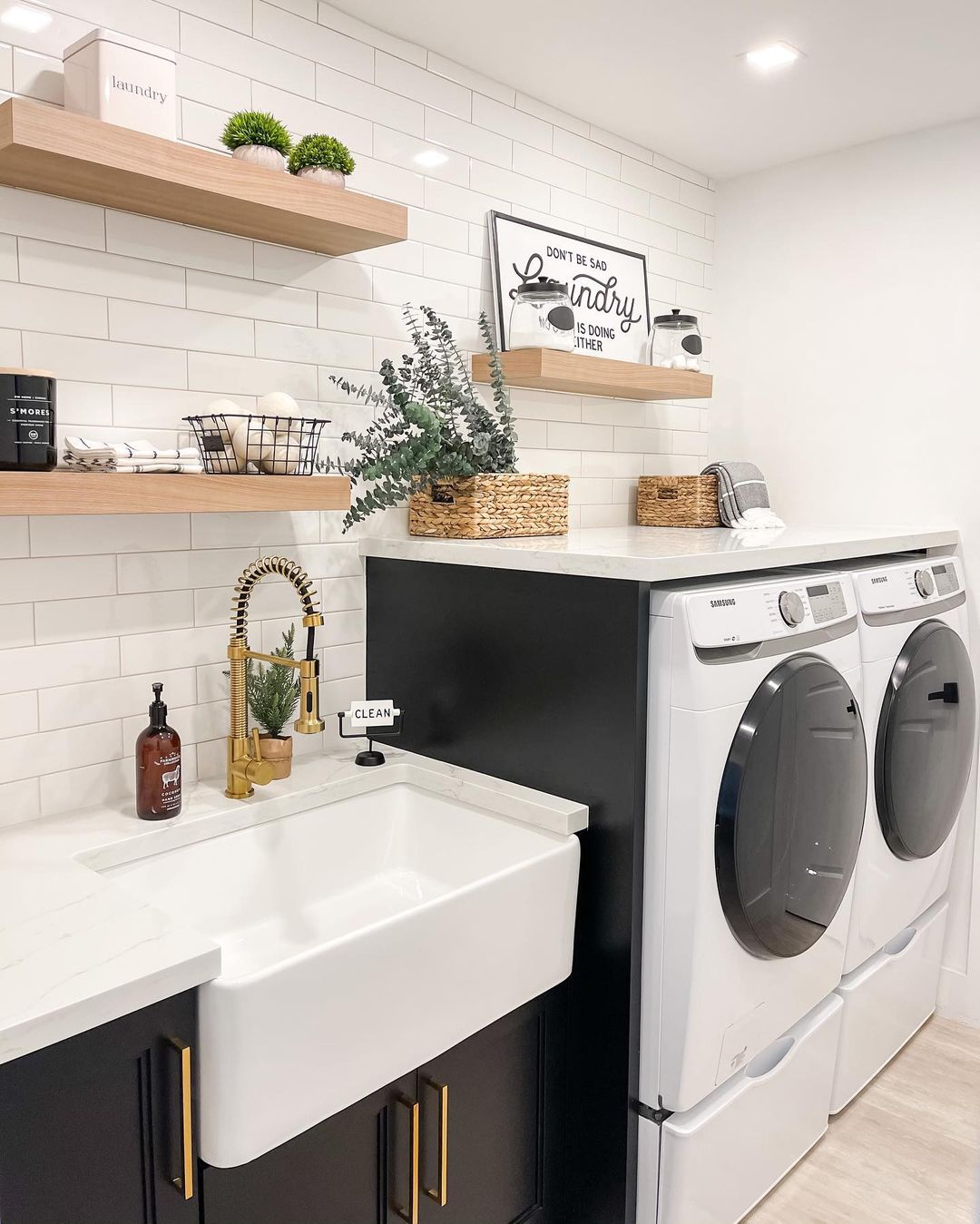 Chic Urban Laundry with Sophisticated Touches