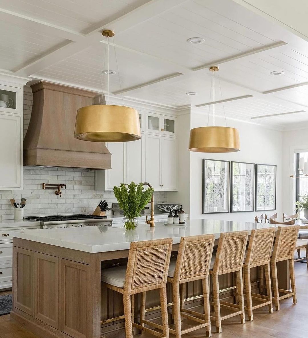 Contemporary Chic with Large Metallic Pendants