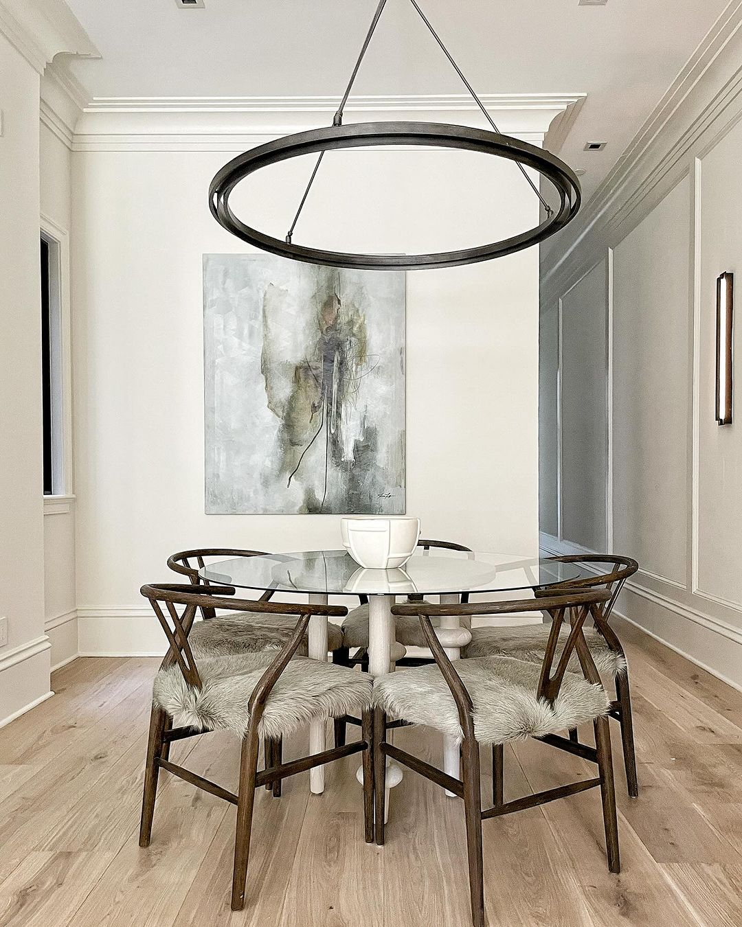 Sleek and Bold Circular Ambiance