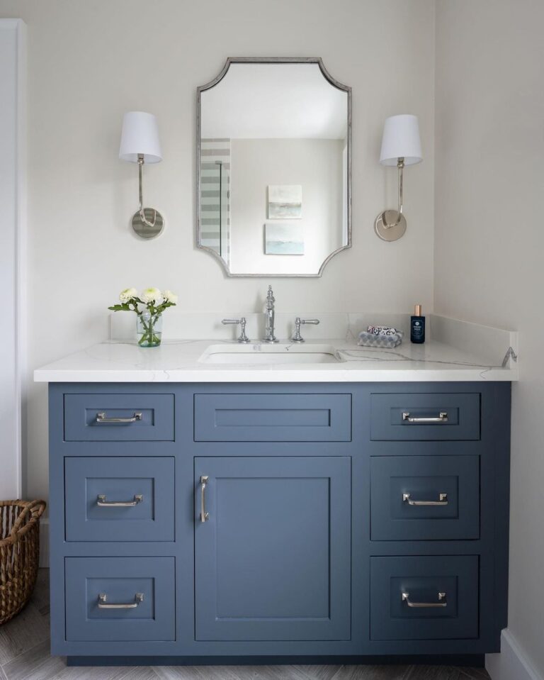 30 Beautiful And Chic Blue Gray Vanity Ideas You Should See
