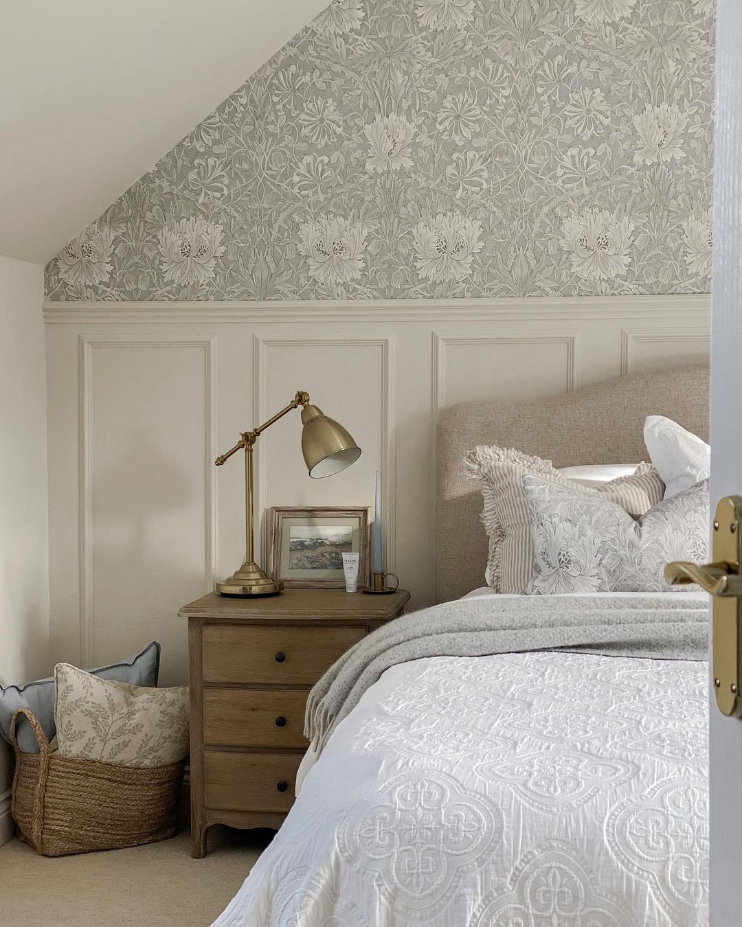 Understated Florals: A Gentle Attic Bedroom Oasis