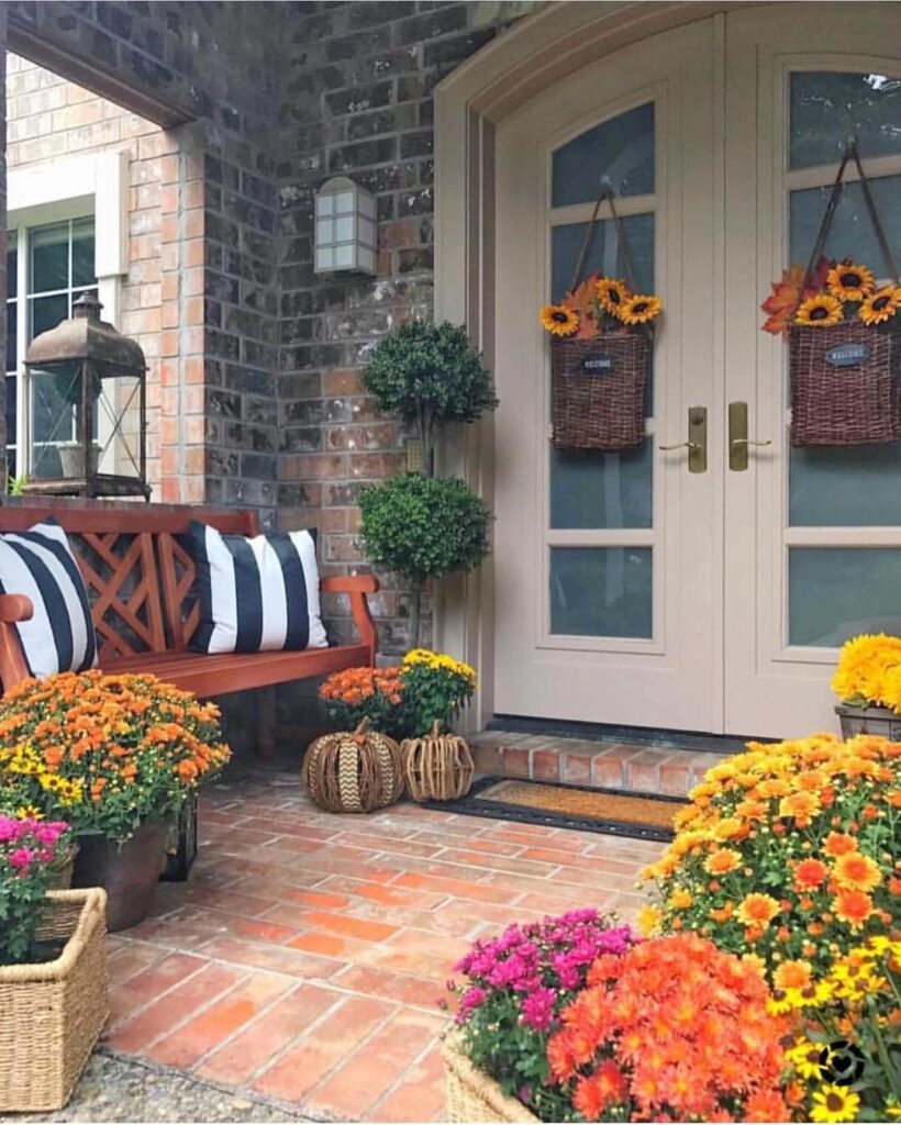 30 Cozy And Beautiful Small Front Porch Ideas You Will Love